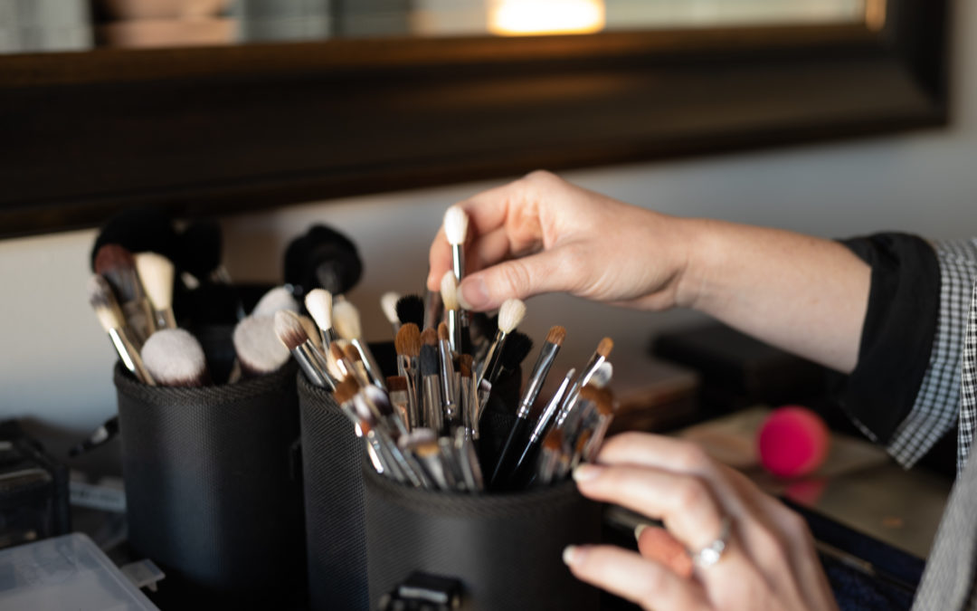 Clean Your Makeup Brushes!